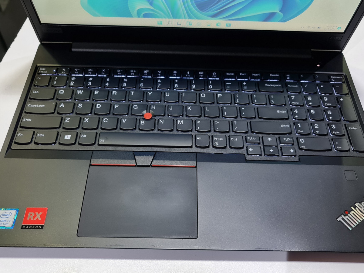 Lenovo ThinkPad E590 Lenovo ThinkPad E590