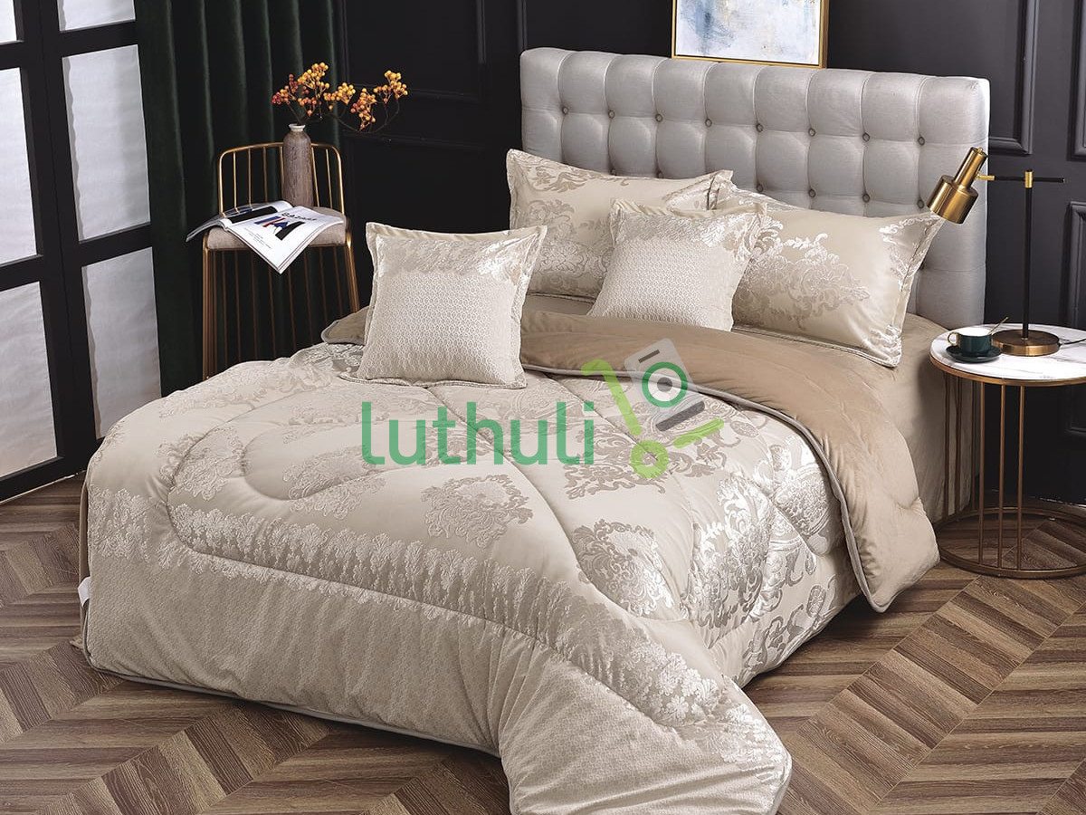 All Season Silk Comforter with Silk Shell 100 All Season Silk Comforter with Silk Shell 100