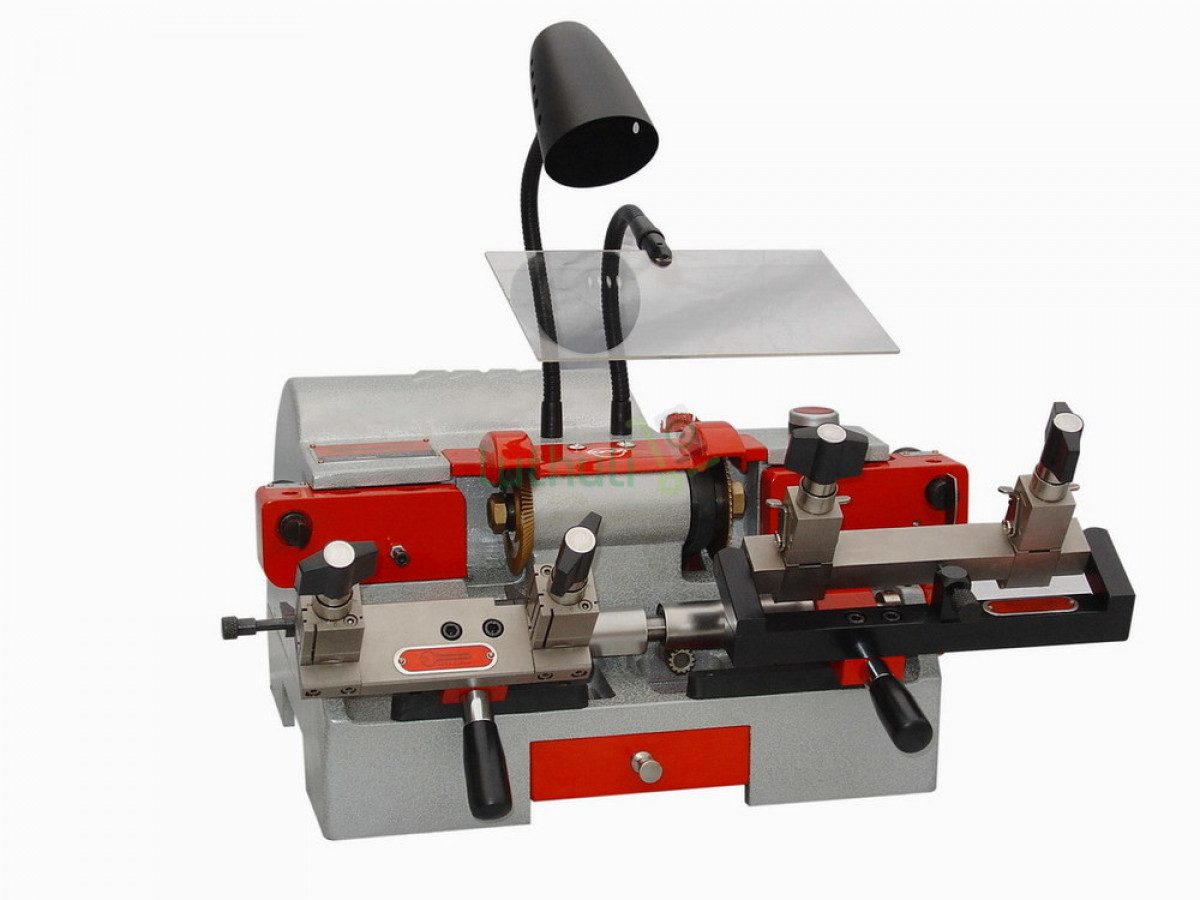 Key Cutting Machine. Key Cutting Machine.