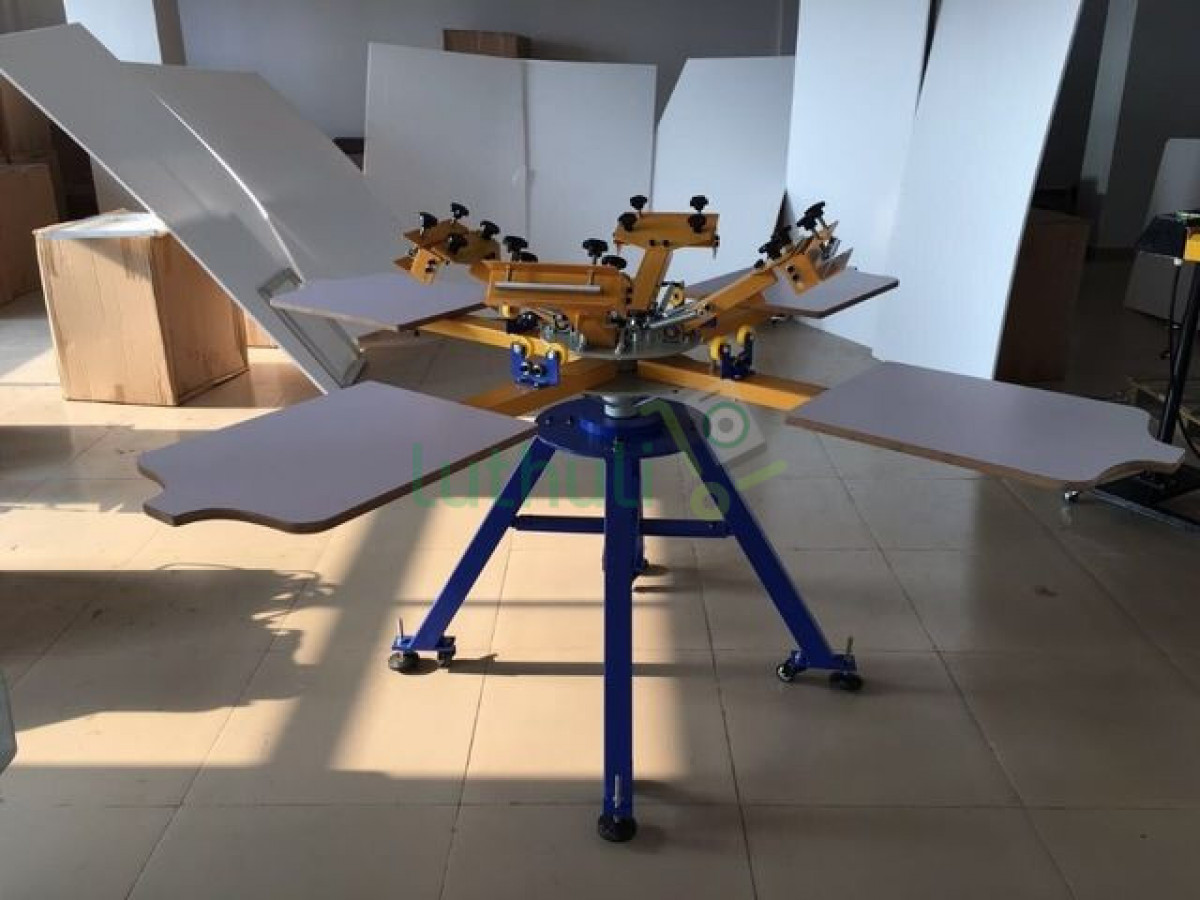 Screen printing machine. Screen printing machine.