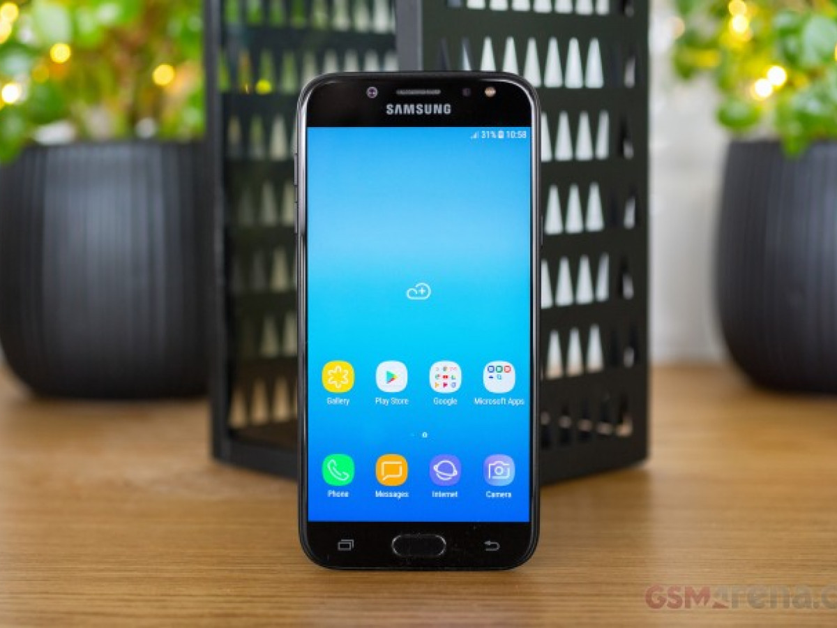Samsung Galaxy J5 (2017) Samsung Galaxy J5 (2017)