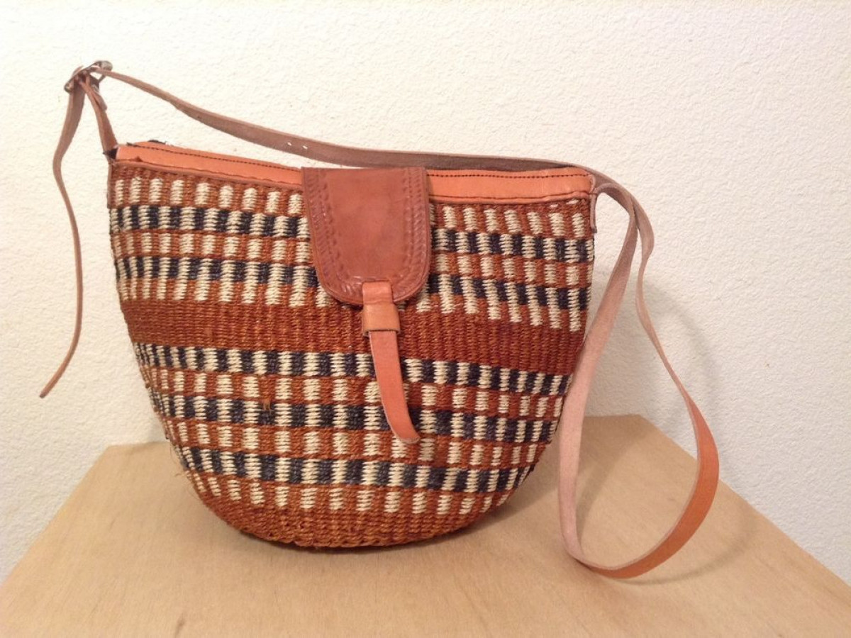 Inspired sisal and leather bag hand woven Inspired sisal and leather bag hand woven