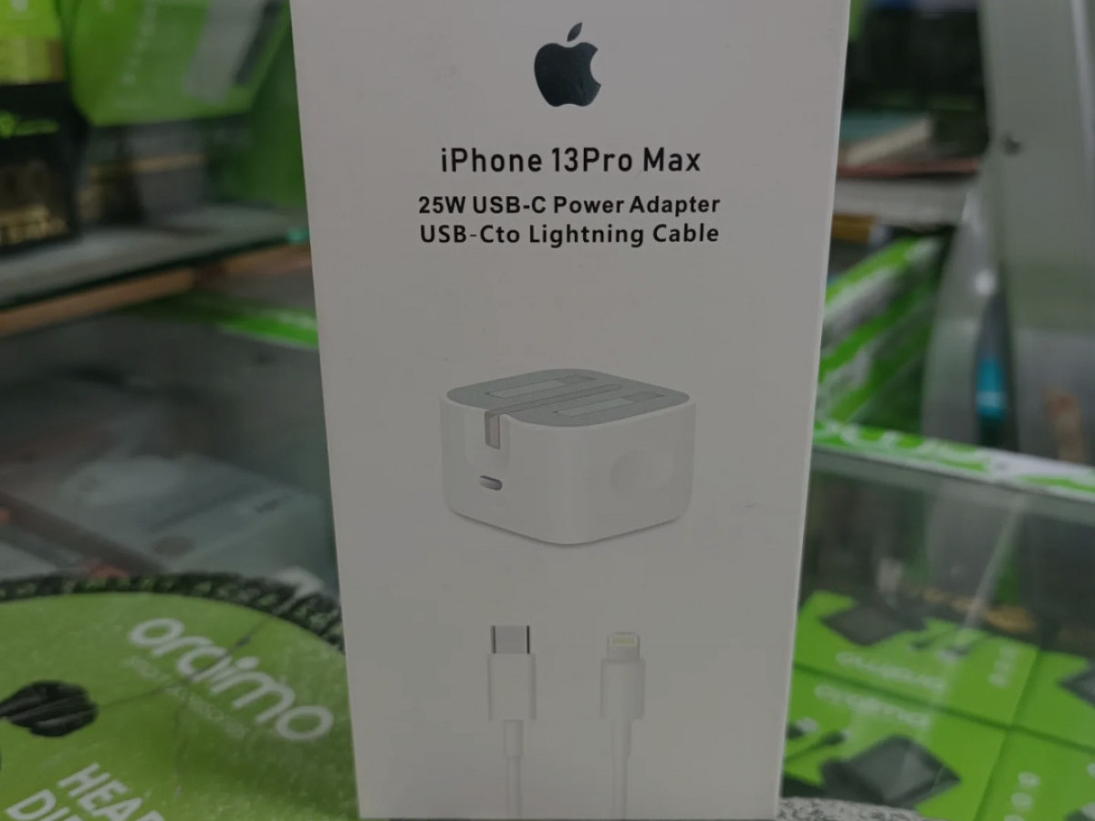 iPhone 13 pro max 25w usb c power adapter iPhone 13 pro max 25w usb c power adapter