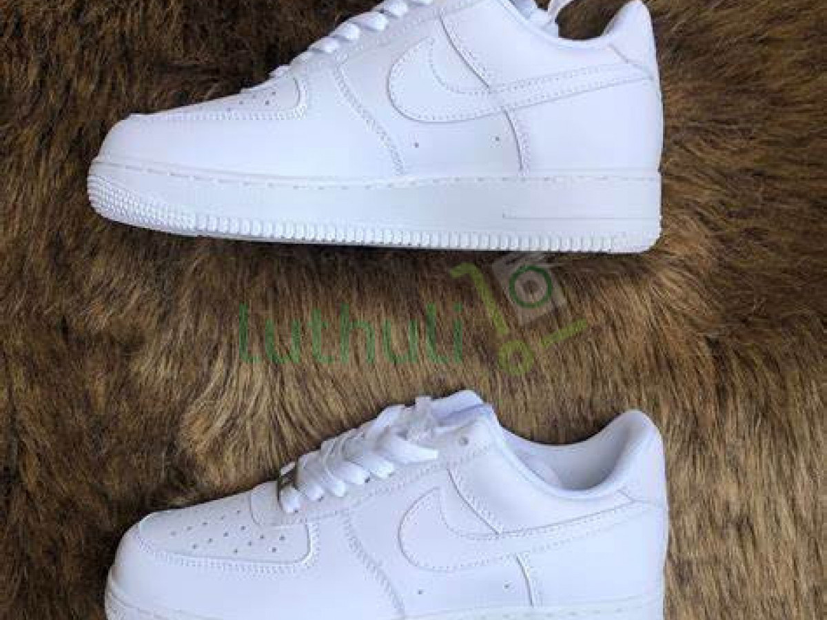 Nike Airforce 1 Low Plain White Nike Airforce 1 Low Plain White