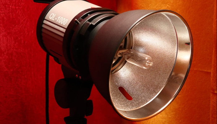 Q1 1000W Continuous Light for Video And Photo Studio
