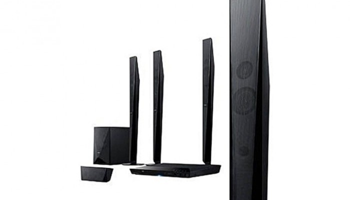 Sony DZ950,1000W, 4 tall speakers