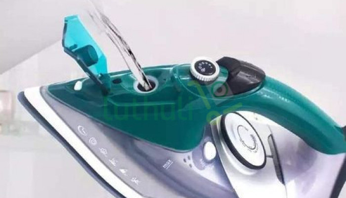 Akko star steam iron